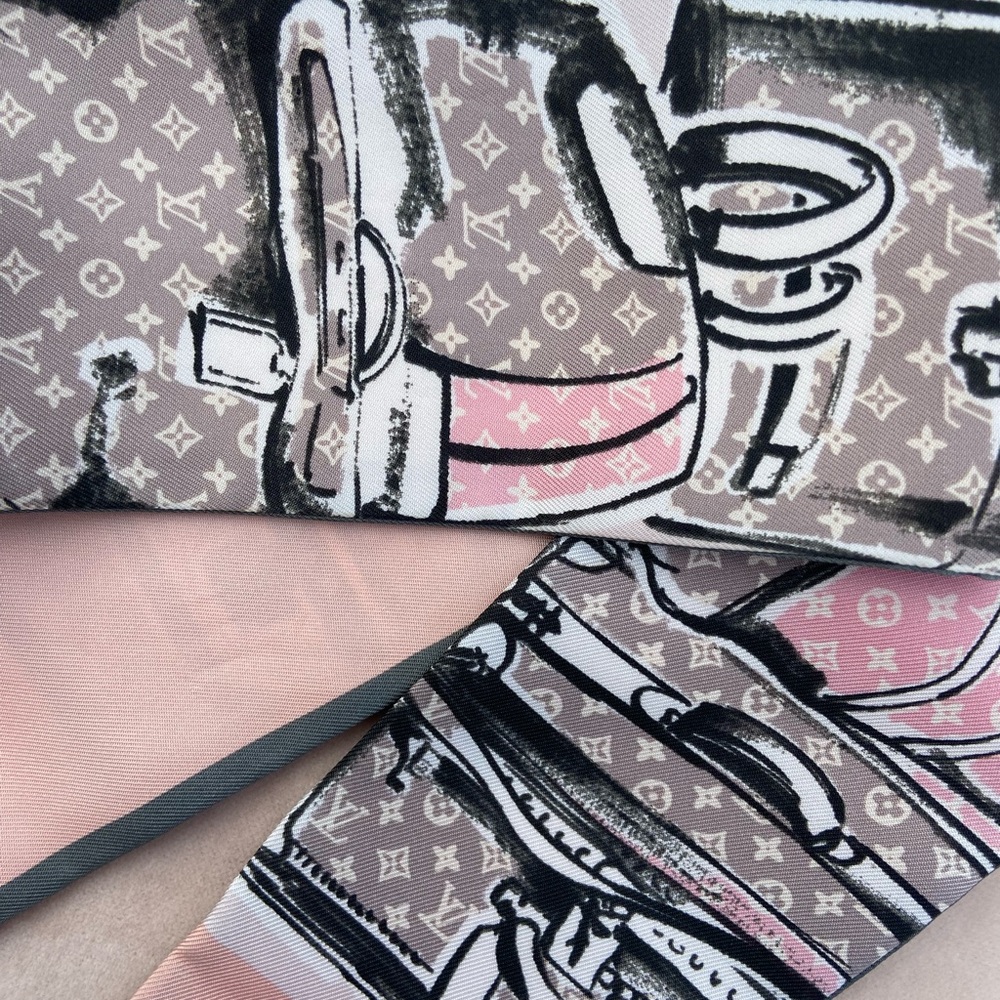 Louis Vuitton Pink and Gray tone Luggage Patterned Scarf - Picture 4 of 6
